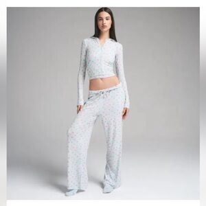 SKIMS Cloud candy heart print - limited edition. SET - CHECK SIZE DETAILS